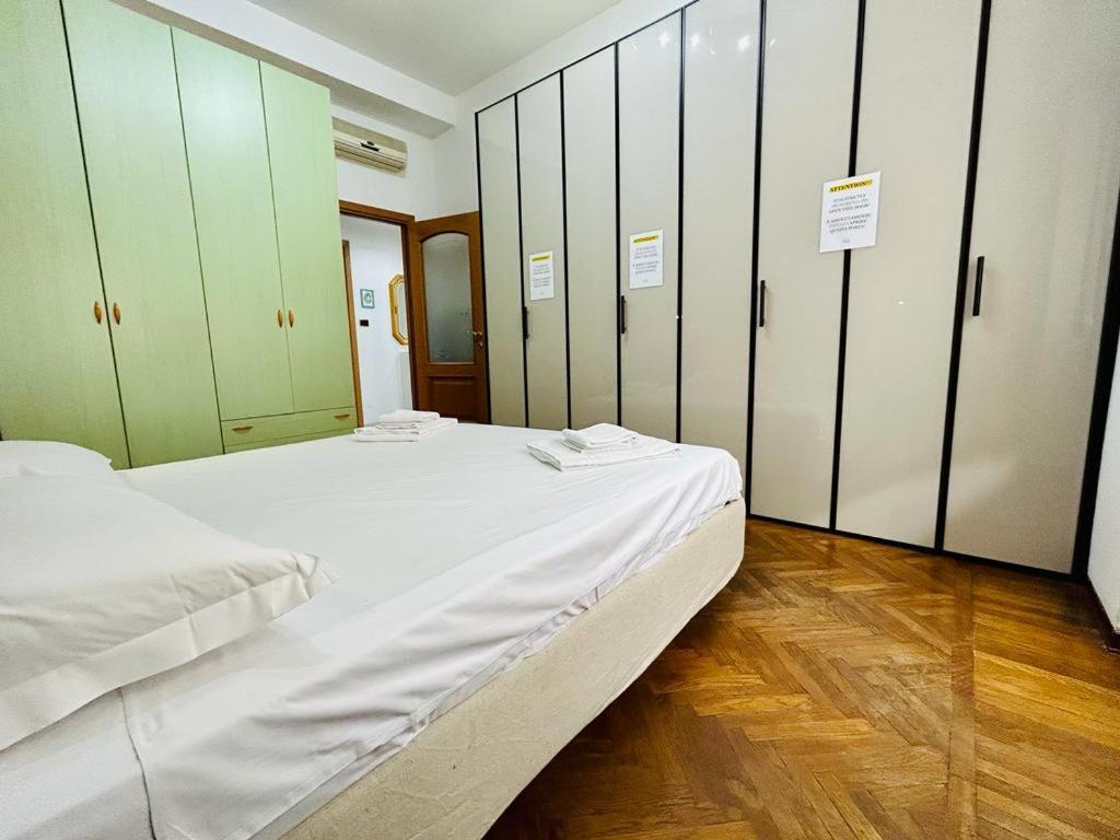 Kibilu - Via Valvassori Peroni Apartamento Milán