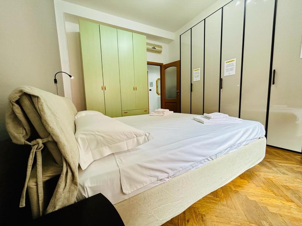 Apartamento Kibilu - Via Valvassori Peroni Milán
